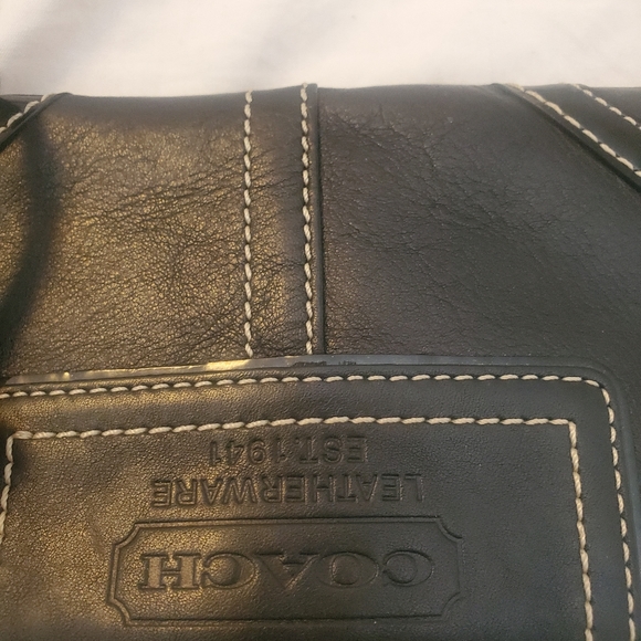 Vintage Leather Coach Wristlet - Picture 4 of 4